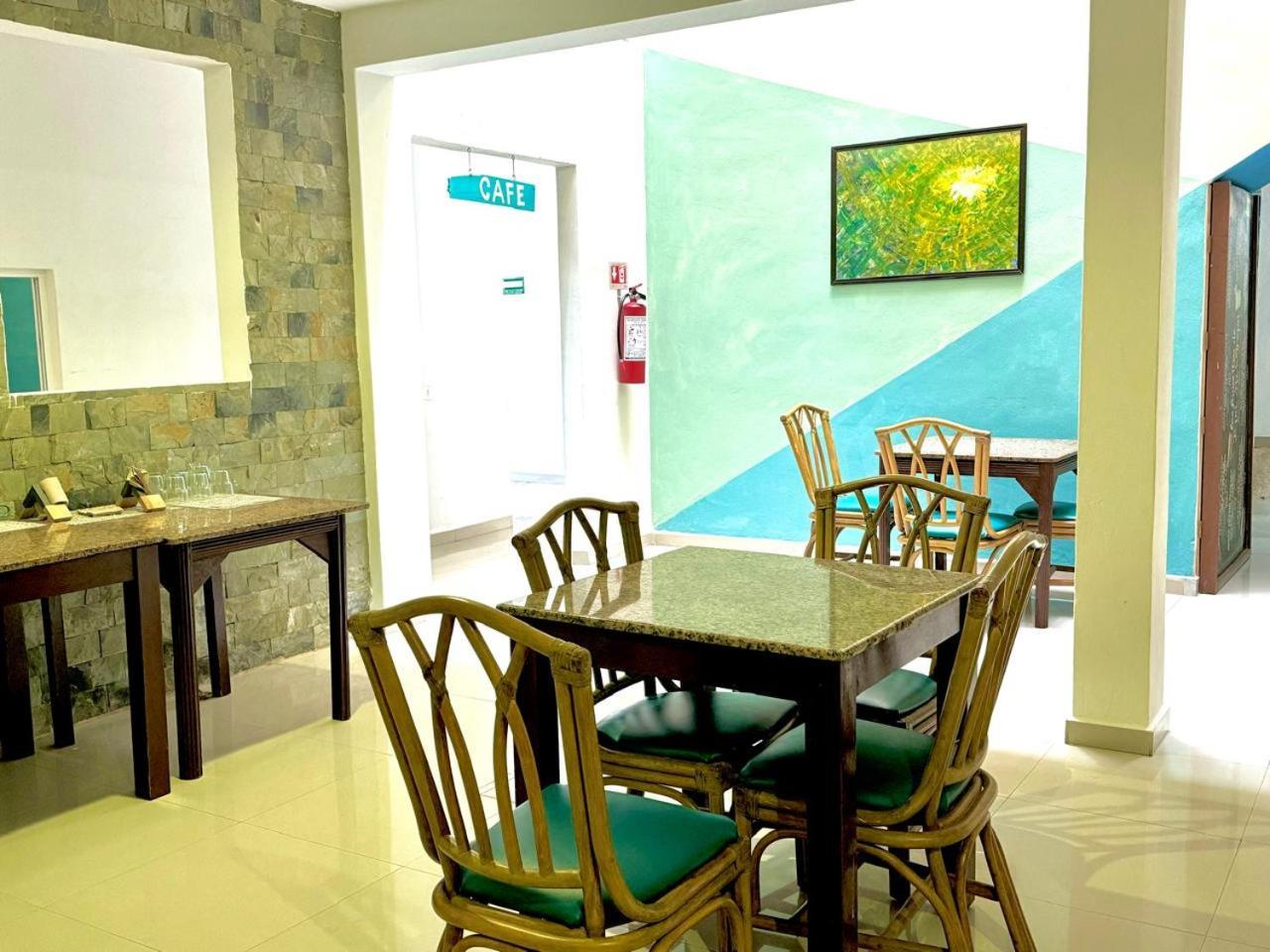 Hotel Punta Esmeralda Playa Del Carmen Buitenkant foto